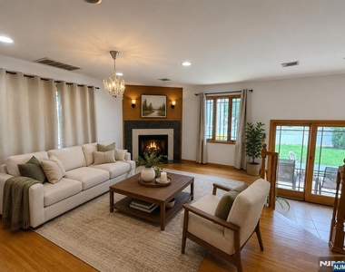 110 Rutherford - Photo Thumbnail 5