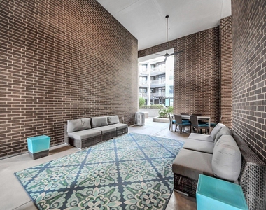 5454 Washington St Avenue - Photo Thumbnail 38
