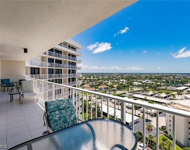 260 Seaview Court - Photo Thumbnail 3