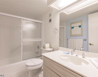 260 Seaview Court - Photo Thumbnail 19