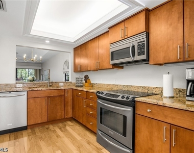701 Augusta Boulevard - Photo Thumbnail 10