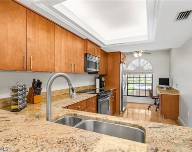 701 Augusta Boulevard - Photo Thumbnail 9