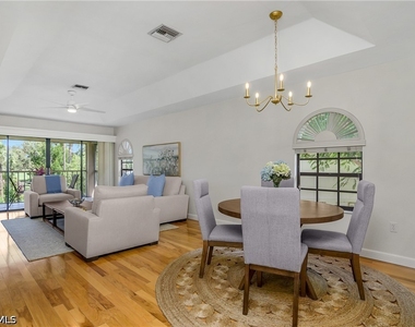 701 Augusta Boulevard - Photo Thumbnail 4