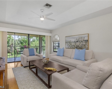 701 Augusta Boulevard - Photo Thumbnail 2