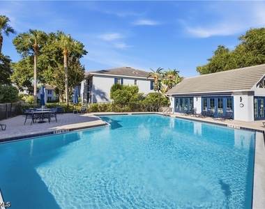 7054 Barrington Circle - Photo Thumbnail 29