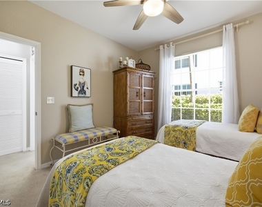 7054 Barrington Circle - Photo Thumbnail 20