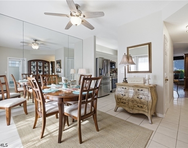 7054 Barrington Circle - Photo Thumbnail 4