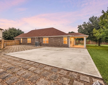 15906 Arapaho Bend Ln - Photo Thumbnail 21