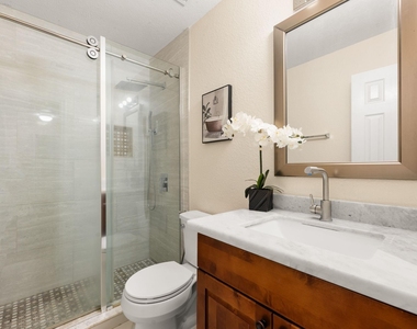 15906 Arapaho Bend Ln - Photo Thumbnail 19