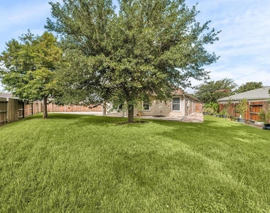 15906 Arapaho Bend Ln - Photo Thumbnail 24