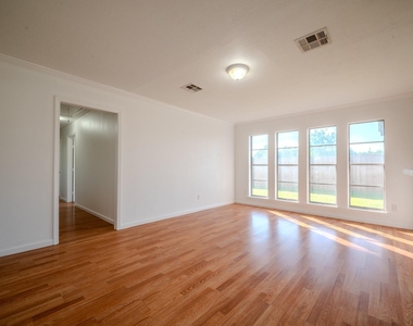 1102 Crosby Dayton Road - Photo Thumbnail 14