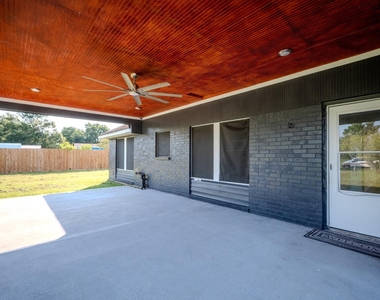1102 Crosby Dayton Road - Photo Thumbnail 5