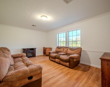 1102 Crosby Dayton Road - Photo Thumbnail 9