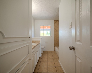 1102 Crosby Dayton Road - Photo Thumbnail 35