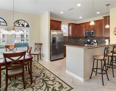 9063 Capistrano Street N - Photo Thumbnail 5
