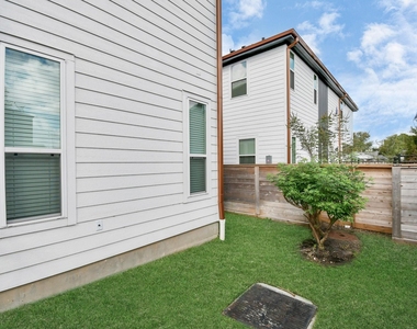 829 N Emile Street - Photo Thumbnail 42