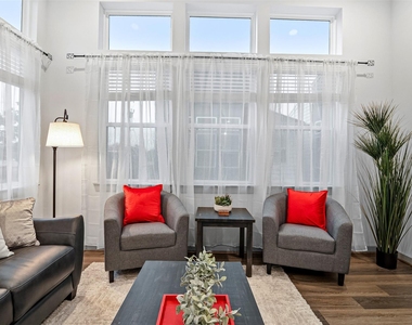 829 N Emile Street - Photo Thumbnail 30