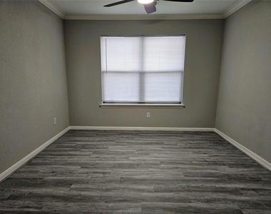 1130 Concord Place - Photo Thumbnail 7