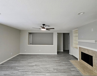 1130 Concord Place - Photo Thumbnail 13