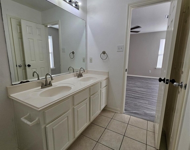 1130 Concord Place - Photo Thumbnail 25