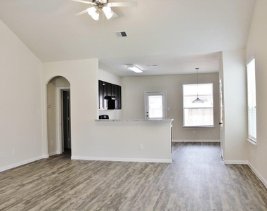 12402 Maura Lane - Photo Thumbnail 9