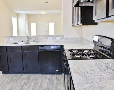 12402 Maura Lane - Photo Thumbnail 4