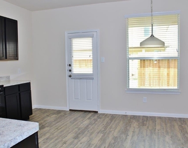 12402 Maura Lane - Photo Thumbnail 2