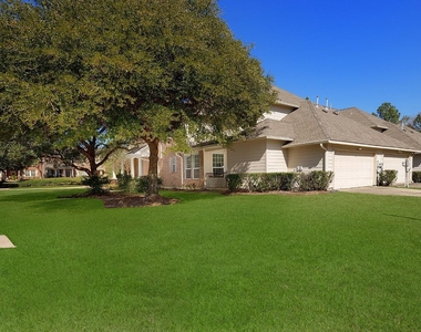 50 E Pipers Green - Photo Thumbnail 25