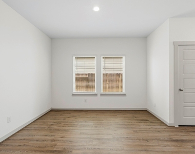 12515 Newport Arch Lane - Photo Thumbnail 13