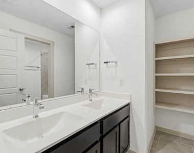 12515 Newport Arch Lane - Photo Thumbnail 24