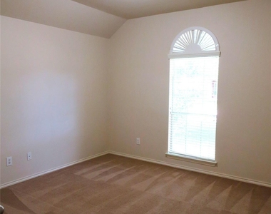 21710 Grand Hollow Lane - Photo Thumbnail 13