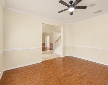 2414 Falcon Knoll Ln - Photo Thumbnail 22