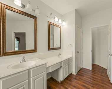 2414 Falcon Knoll Ln - Photo Thumbnail 28