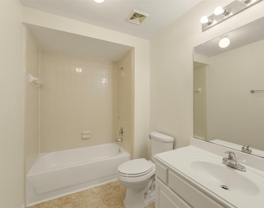 2414 Falcon Knoll Ln - Photo Thumbnail 37