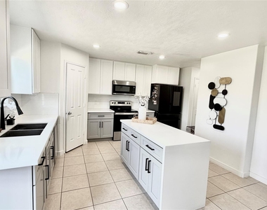 8134 Katie Mill Trail - Photo Thumbnail 7