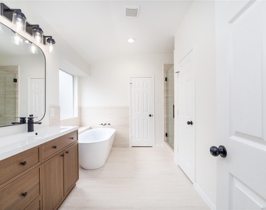 5034 Forest Sage Lane - Photo Thumbnail 24