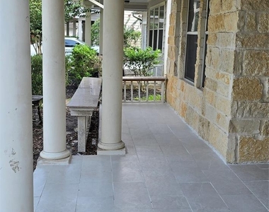 1018 Winter Green Court - Photo Thumbnail 4