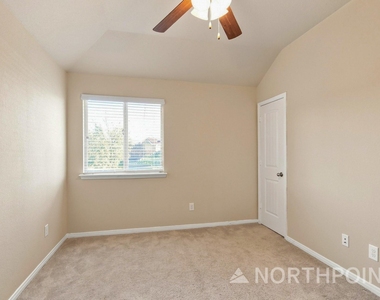 22488 Toronado Ridge Lane - Photo Thumbnail 10