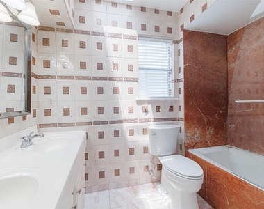 13911 Locke Lane - Photo Thumbnail 6
