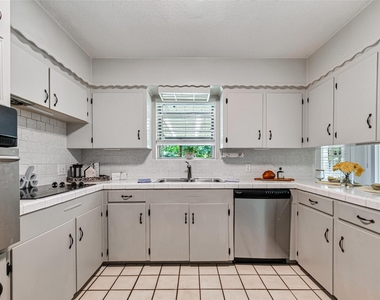 5114 Beechnut Street - Photo Thumbnail 10