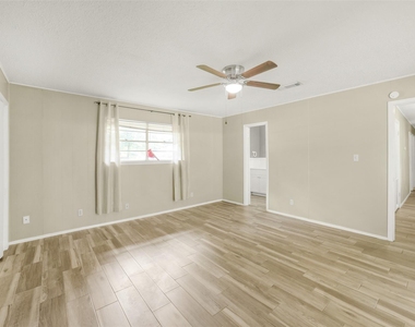23807 Red Oak Drive - Photo Thumbnail 17
