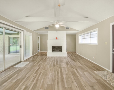 23807 Red Oak Drive - Photo Thumbnail 3