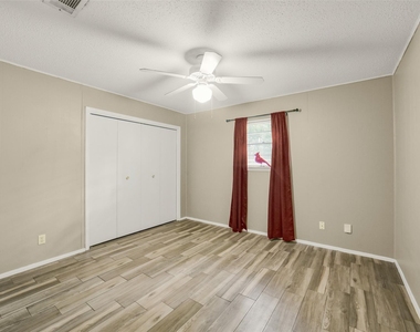23807 Red Oak Drive - Photo Thumbnail 21