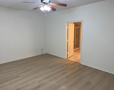 120 Hiwon Drive - Photo Thumbnail 19