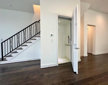 5824 Winsome Lane - Photo Thumbnail 20