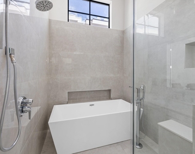 5824 Winsome Lane - Photo Thumbnail 24