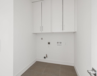 5824 Winsome Lane - Photo Thumbnail 30