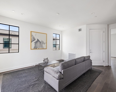 5824 Winsome Lane - Photo Thumbnail 31