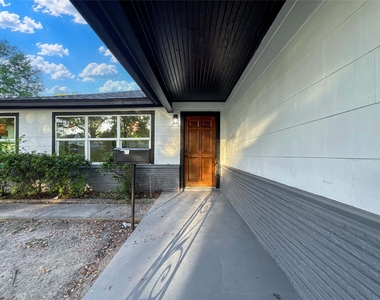 703 Texas Avenue - Photo Thumbnail 2