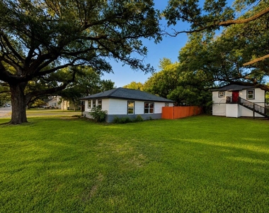 703 Texas Avenue - Photo Thumbnail 23